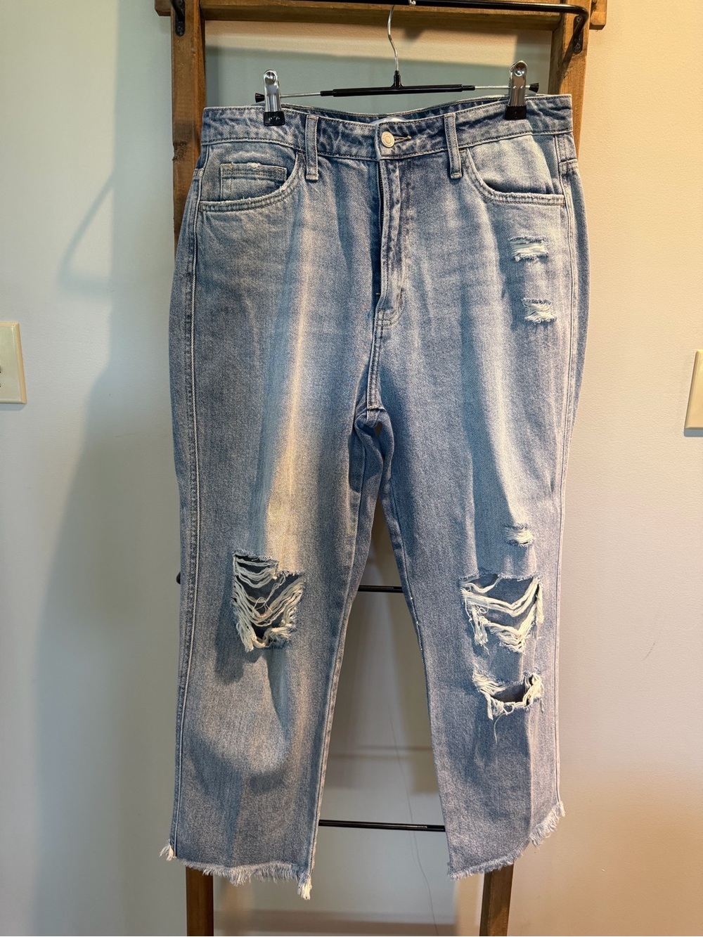 Flying Monkey Distressed Straight Leg Jeans - Size 30 – Never Worn